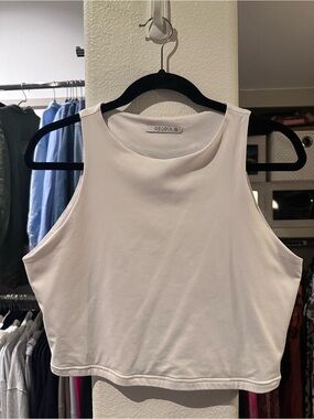 Set of 2 Sleeveless Halter Racerback Crop Tanks - XL